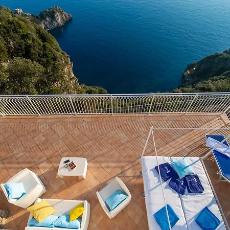 Villa Domus Augusto Conca dei Marini